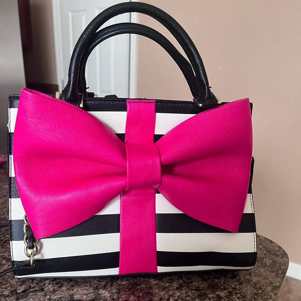 Betsy Johnson Tote w/Pink Bow / Black and White Stripes